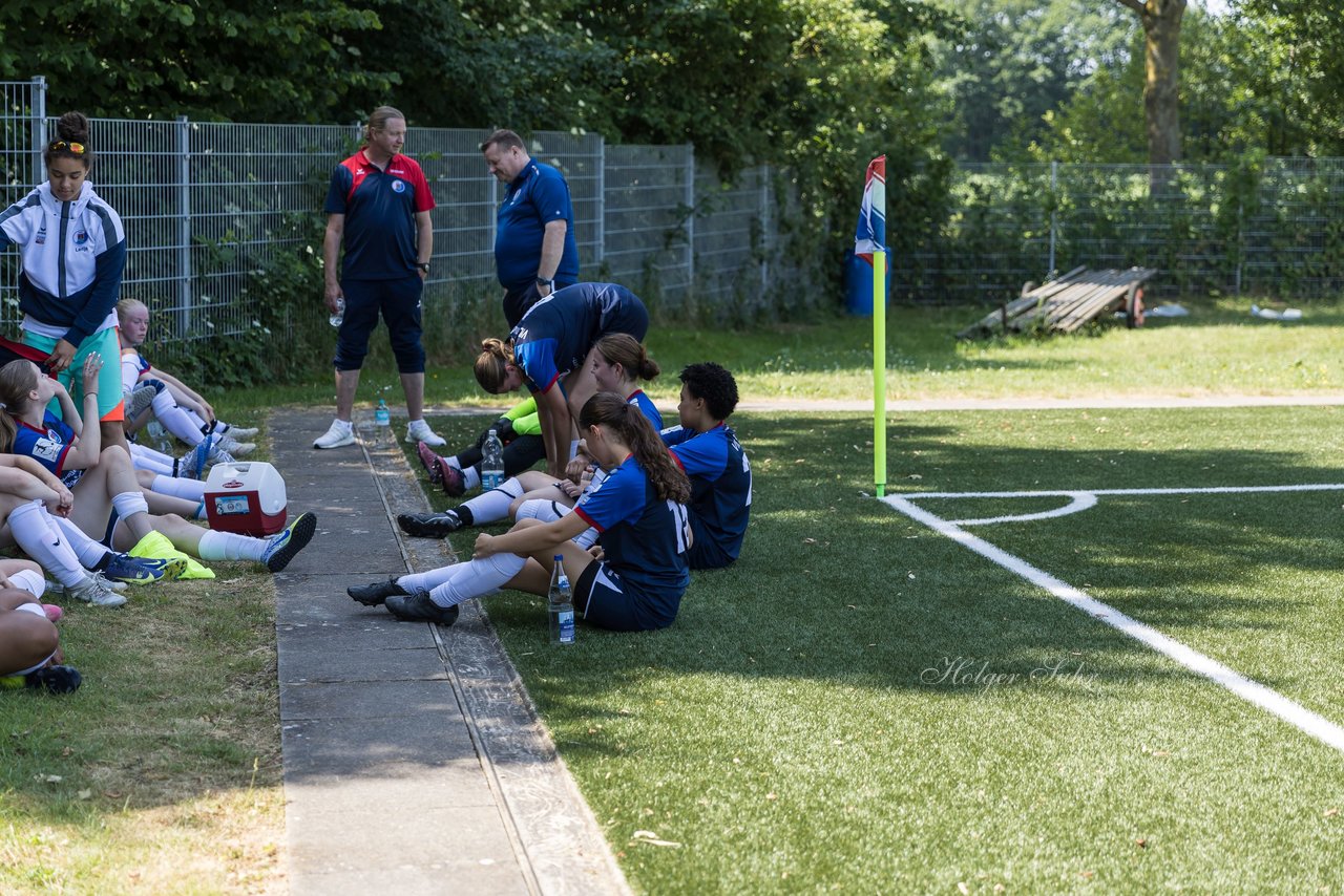 Bild 198 - wBJ Holsatia Elmshorn - VfL Pinneberg : Ergebnis: 1:4